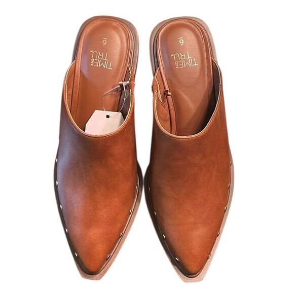 Time and Tru Brown Slip on Mule.NWT - Picture 2 of 10